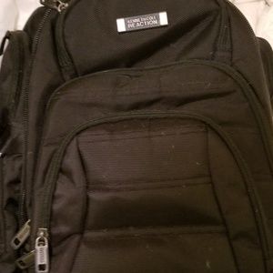Kenneth cole backpack